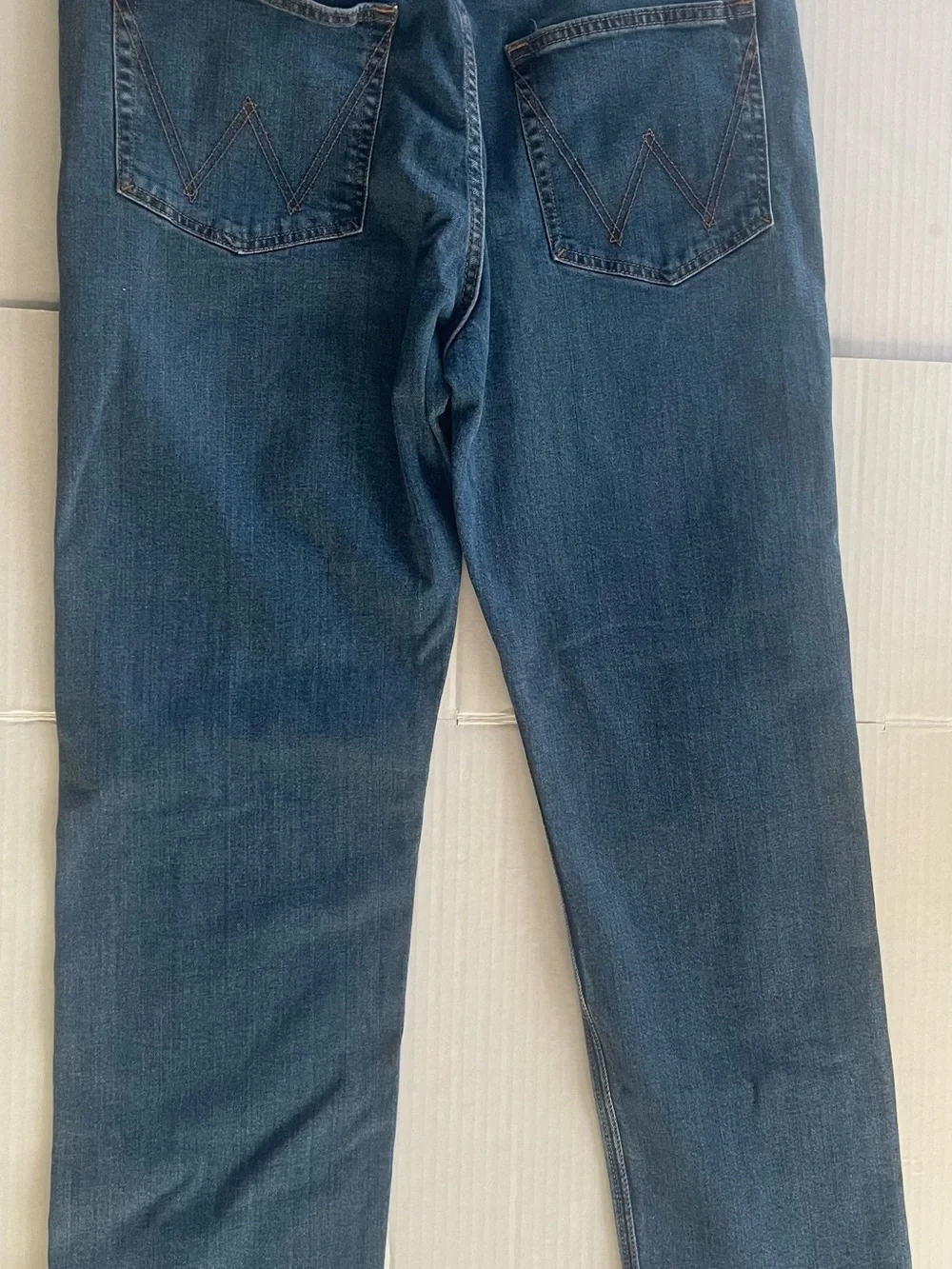 Wrangler Men’s Dark Blue Boot-Cut Jeans